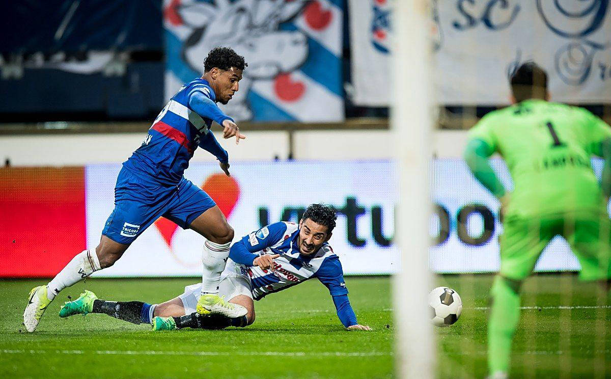 包含那不勒斯发布备战花絮,赛前战术微调,欧冠任务艰巨,阵容厚度经受考验的词条 包含那不勒斯发布备战花絮,赛前战术微调,欧冠任务艰巨,阵容厚度经受考验的词条